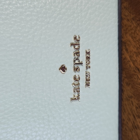 Kate Spade Leila Pale Green Convertible Shoulder Bag/Wristlet NWOT - Picture 2 of 11